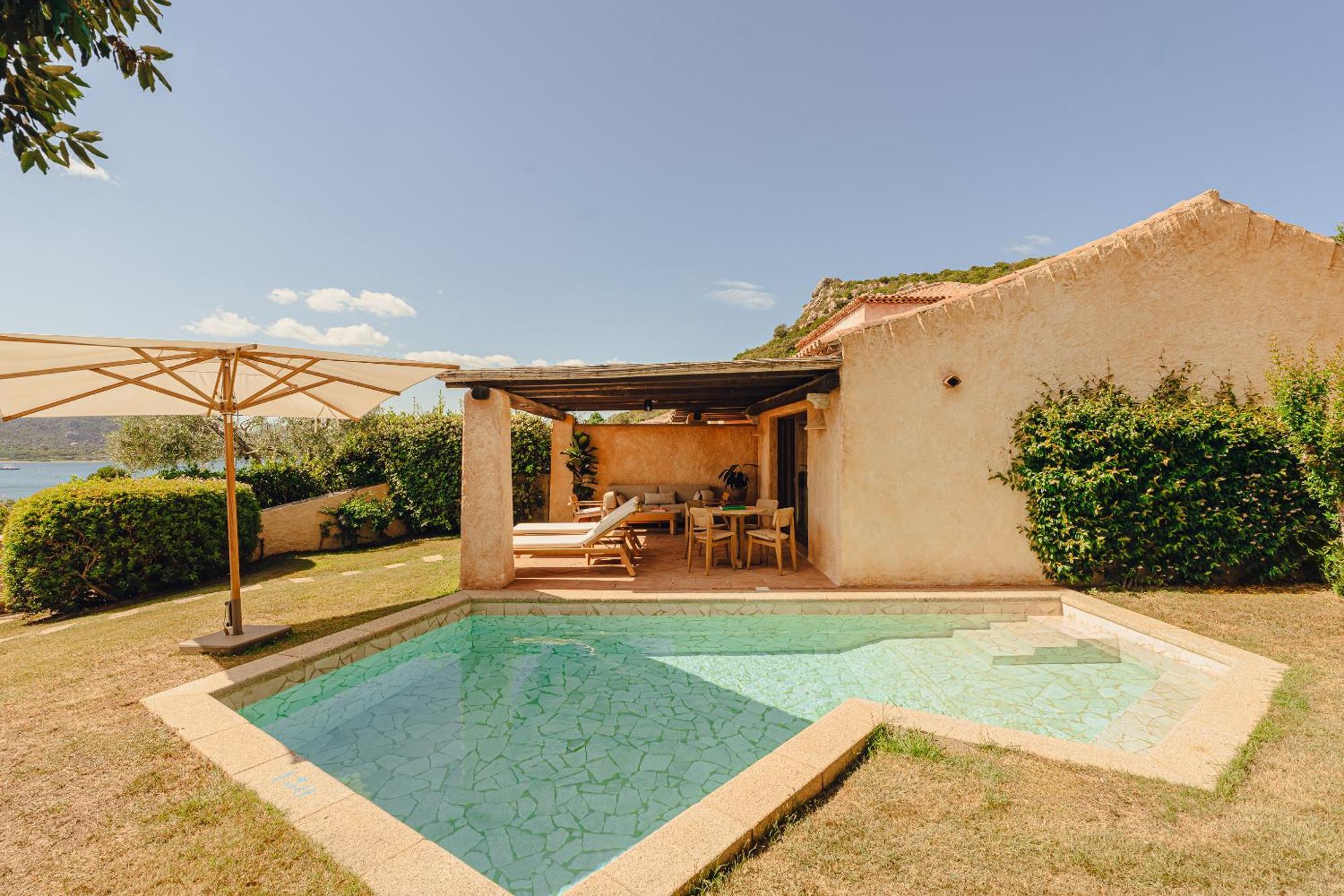 Готель Aethos Sardinia Канніджоне Екстер'єр фото
