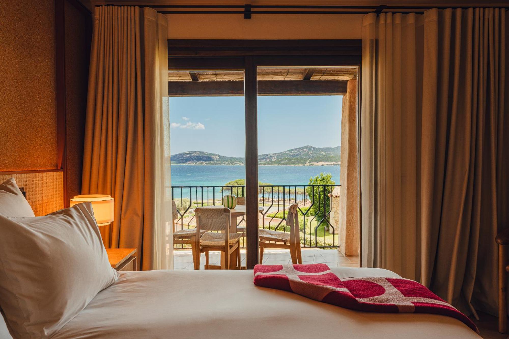 Готель Aethos Sardinia Канніджоне Екстер'єр фото